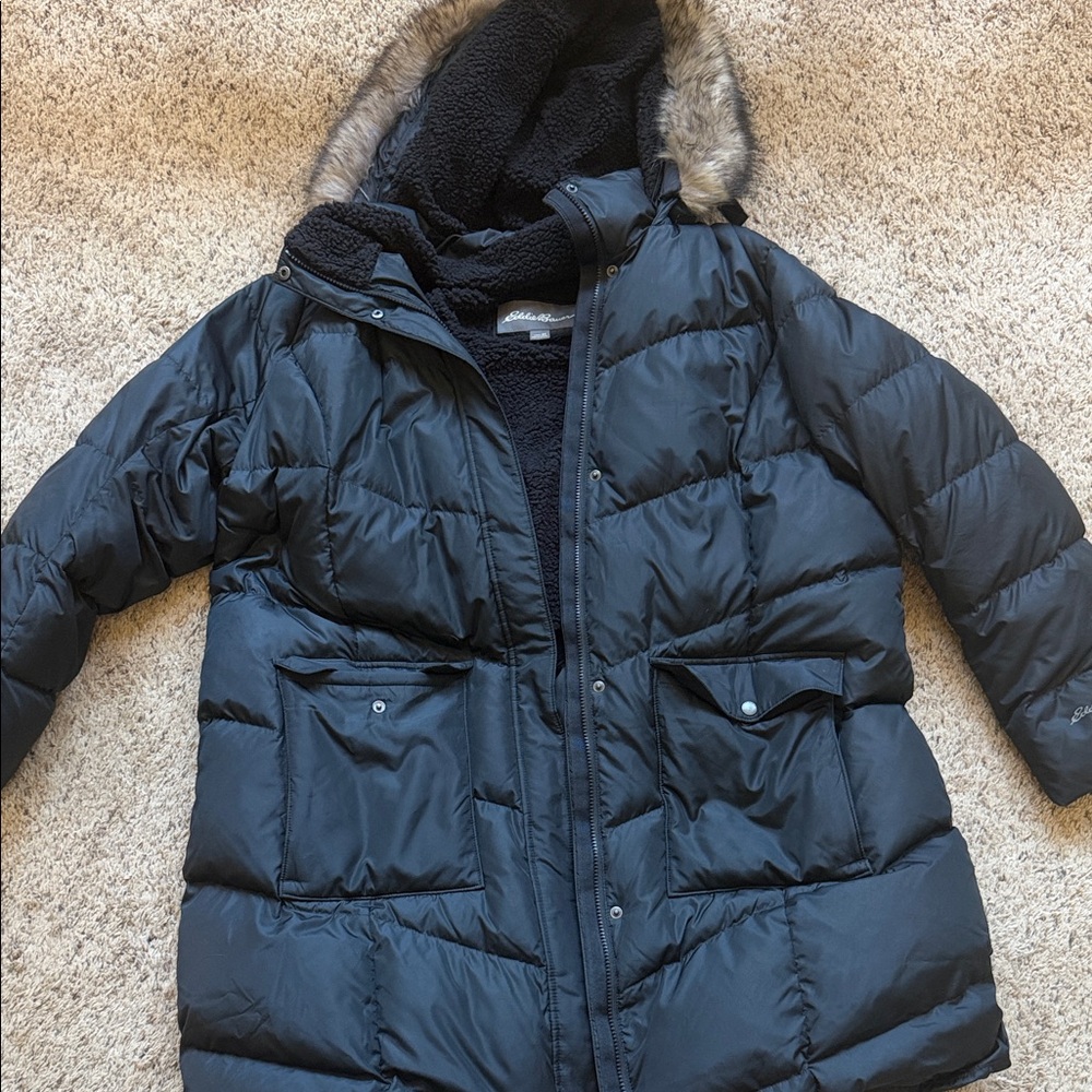 Eddie Bauer Womens Dark Puffer Jacket with Faux Fur Trim